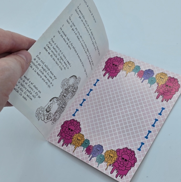 Monster High Skelita Calaveras Art Class Doll Diary Journal 2013 - Picture 5 of 9